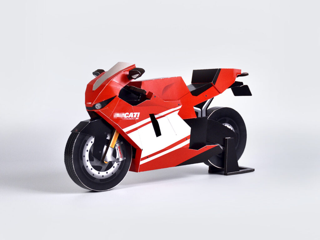 競速杜卡迪重機